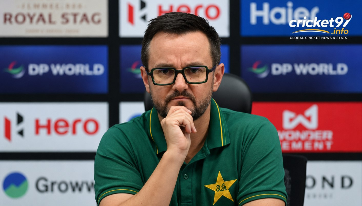 Hesson suddenly takes charge of Pakistan's Test team, 'The last few days have been quite challenging'