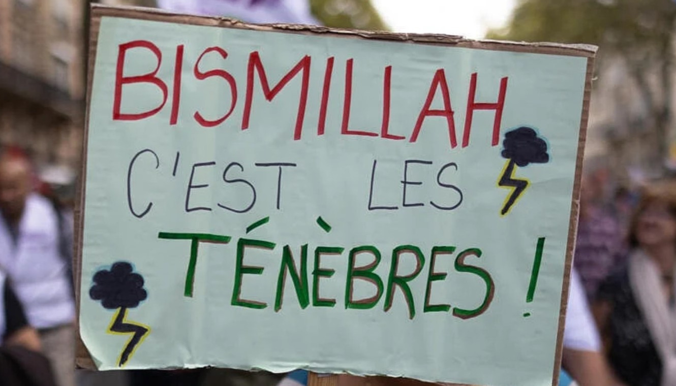 'Bismillah, se le tenebrae': Strange slogan in French student movement, controversy surrounds it